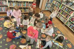 8c756b9f-58c4-47be-8d00-fbace63b34f3